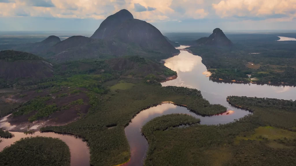 Photo Tour - Cerros de Mavecure